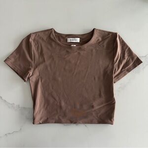 Aritzia Babaton🤎 Contour Crew Cropped T-Shirt - Size S
